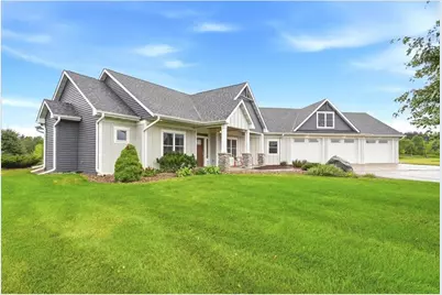 984 152nd Avenue, New Richmond, WI 54017 - Photo 1