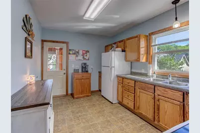 306 E Washington Street, Durand, WI 54736 - Photo 5