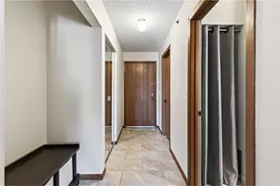 2150 Ridge Dr, Minneapolis, MN 55416 - Photo 19