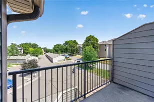 2150 Ridge Dr, Minneapolis, MN 55416 - Photo 21