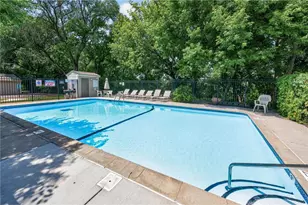 2150 Ridge Dr, Minneapolis, MN 55416 - Photo 27