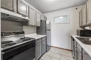 2150 Ridge Dr, Minneapolis, MN 55416 - Photo 9
