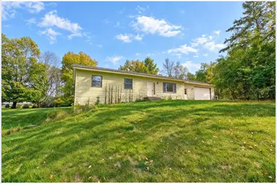 823 Northview Drive, Hudson Township, WI 54016 - Photo 5