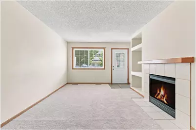 3560 Sterling Heights Drive #B, River Falls, WI 54022 - Photo 5