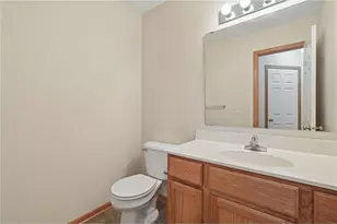 3560 Sterling Heights Dr, River Falls, WI 54022 - Photo 11