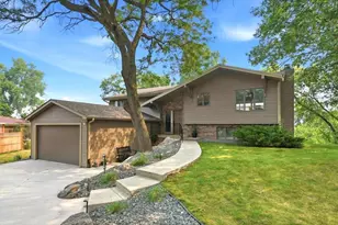 767 Mallalieu Dr, Hudson, WI 54016 - Photo 3