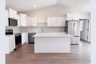 720 South Division Street, Warren Township, WI 54023 - Photo 3