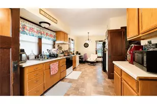 624 Main St, Plum City, WI 54761 - Photo 5