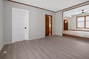 619 Locust St, Hudson, WI 54016 - Photo 21
