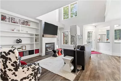 1518 Hunter Hill Road, Hudson, WI 54016 - Photo 7