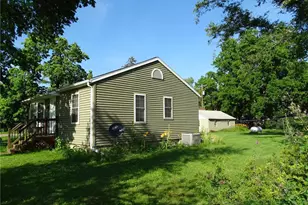 315 Cedar St, Pepin, WI 54759 - Photo 5