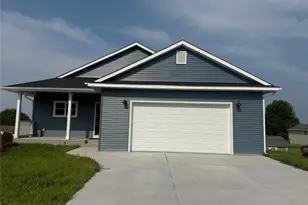 206 Blackhawk Dr, Woodville, WI 54028 - Photo 7