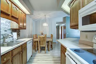 2904 Schabacker Ct, Menomonie, WI 54751 - Photo 9