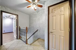 2103 Marquis Rd, Minneapolis, MN 55427 - Photo 19