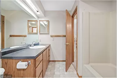 451 Hunter Hill Road, Hudson, WI 54016 - Photo 27