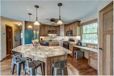 1395 Willow Avenue, New Richmond, WI 54017 - Photo 3