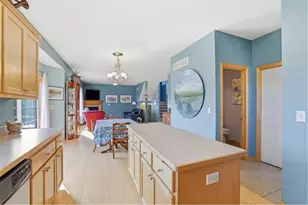 1615 Rolling Hills Ln, River Falls, WI 54022 - Photo 11
