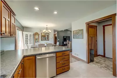 314 Steelhead Drive, River Falls, WI 54022 - Photo 9