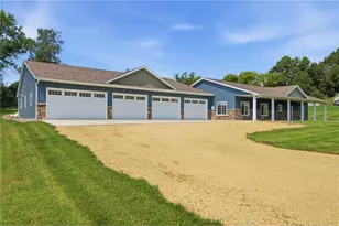 341 Amber View St, Menomonie, WI 54751 - Photo 37