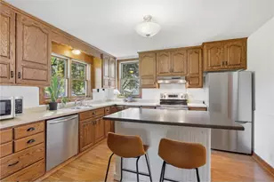 210 W Summit Ave, Ellsworth, WI 54011 - Photo 17