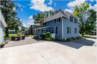 210 W Summit Avenue, Ellsworth, WI 54011 - Photo 5
