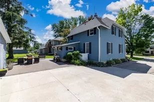 210 W Summit Ave, Ellsworth, WI 54011 - Photo 5