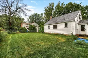 521 E 3rd St, New Richmond, WI 54017 - Photo 31