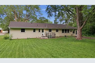 2322 16th Street, Eau Claire, WI 54703 - Photo 3