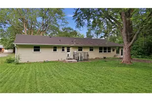 2322 16th St, Eau Claire, WI 54703 - Photo 3