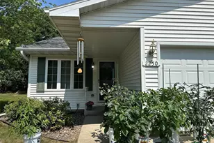2250-2252 Frank St, Eau Claire, WI 54703 - Photo 3