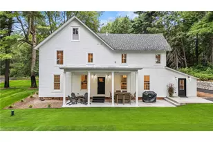 1010 Spring St, Somerset, WI 54025 - Photo 7