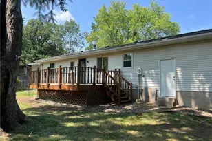 436 Kennedy St, River Falls, WI 54022 - Photo 3