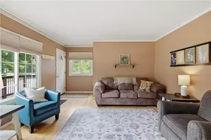 911 16th St, Menomonie, WI 54751 - Photo 13