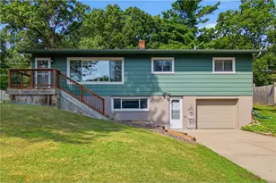 911 16th St, Menomonie, WI 54751 - Photo 1