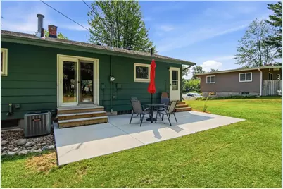 911 16th Street, Menomonie, WI 54751 - Photo 37