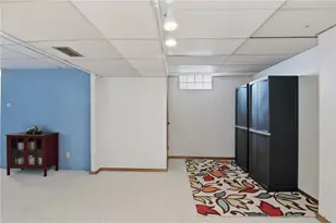 911 16th St, Menomonie, WI 54751 - Photo 23