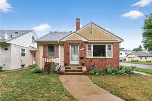 1156 Englewood Ave, Saint Paul, MN 55104 - Photo 1