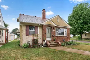 1156 Englewood Ave, Saint Paul, MN 55104 - Photo 3