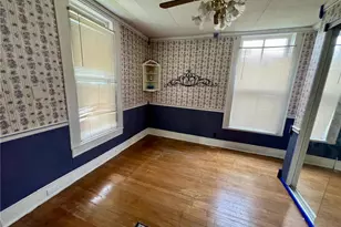 913 Summer St, Eau Claire, WI 54701 - Photo 15