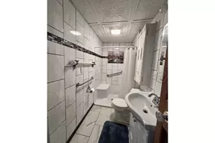 913 Summer St, Eau Claire, WI 54701 - Photo 25