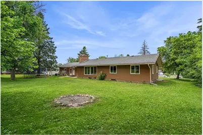 628 E Wisconsin Avenue, Barron, WI 54812 - Photo 3