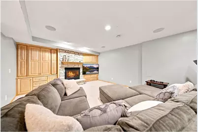 605 Knollwood Drive, Hudson, WI 54016 - Photo 29