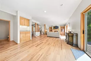 605 Knollwood Dr, Hudson, WI 54016 - Photo 15