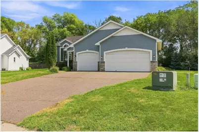 2733 Galway Court, Hudson, WI 54016 - Photo 5