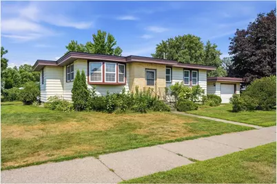 407 W Buckman Street, Augusta, WI 54722 - Photo 1