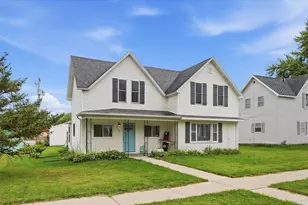 504 Cedar St, Colfax, WI 54730 - Photo 3
