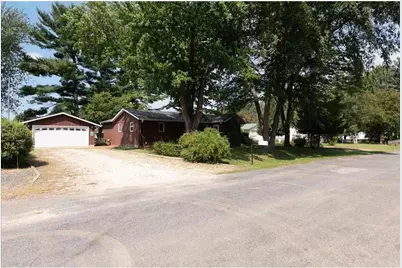 2235 Mathews Street, Menomonie, WI 54751 - Photo 3
