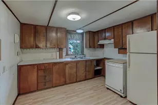 2235 Mathews St, Menomonie, WI 54751 - Photo 13