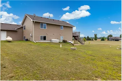 926 189th Avenue, New Richmond, WI 54017 - Photo 5