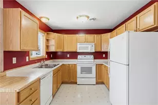 W1105 Whitetail Run, Spring Valley, WI 54767 - Photo 13